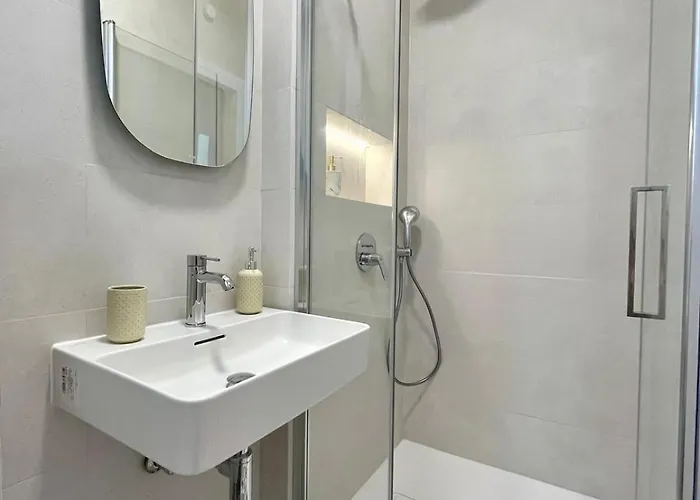 Old Town Bolero Luxury *