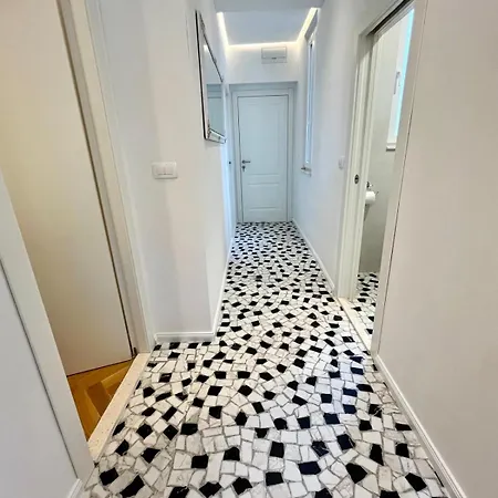 Old Town Bolero Luxury *