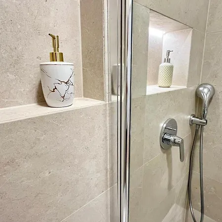 Old Town Bolero Luxury * Split